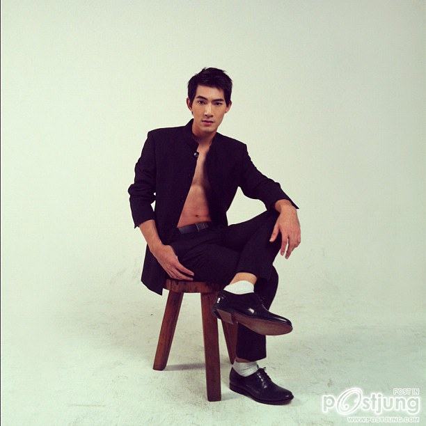 อาร์ กฤษตฌาพนธ์ ธนะนารา By มุตตา