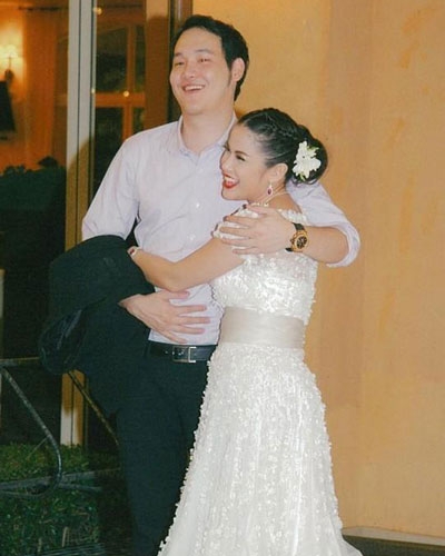 พลอย จินดาโชติ คลอดลูกสาวแล้วจ้า ตั้งชื่อ น้องเวลา