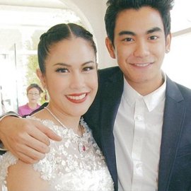 พลอย จินดาโชติ คลอดลูกสาวแล้วจ้า ตั้งชื่อ น้องเวลา