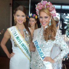 เป๊ะสุดๆ Miss Venezuela International 2012