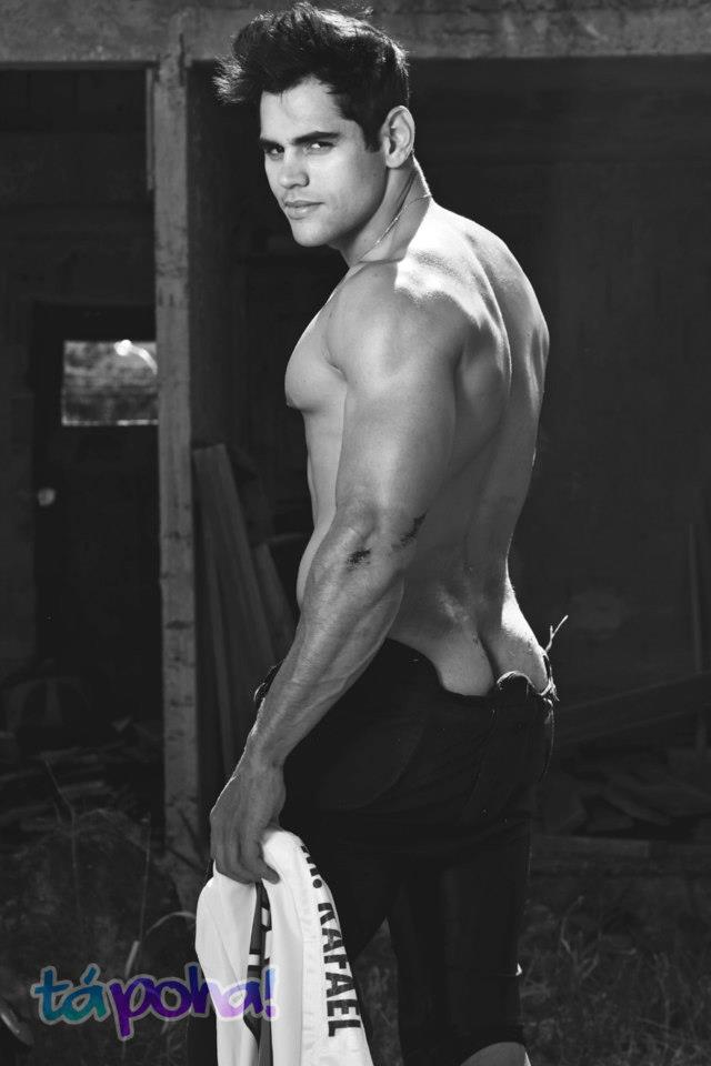 Rafael Costa @ T&aacute; Poha Magazine October 2012