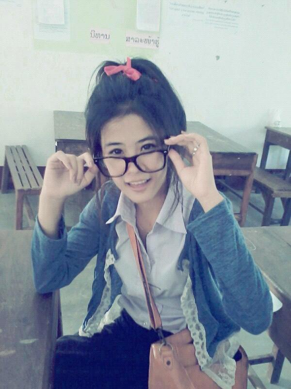 มาดูสาว "ลาว"