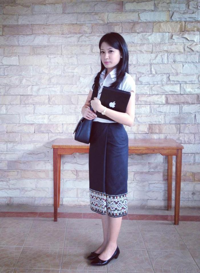 มาดูสาว "ลาว"