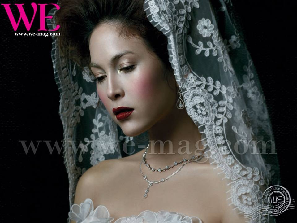 พอลล่า เทเลอร์ @ WE vol.9 no.102 October 2012