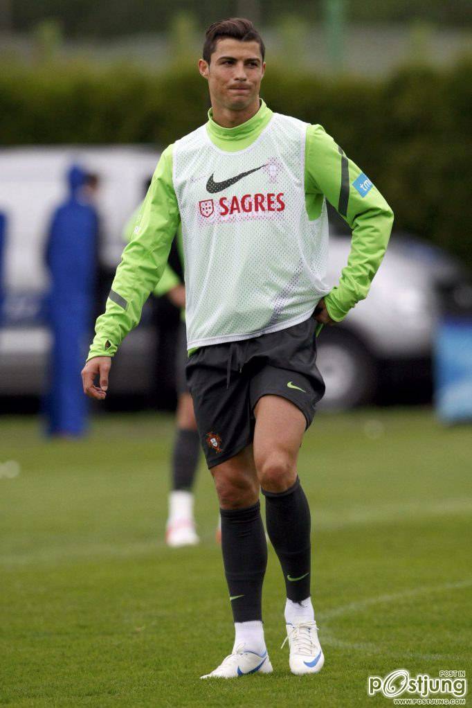 ฟินจริงๆกับนักเตะ