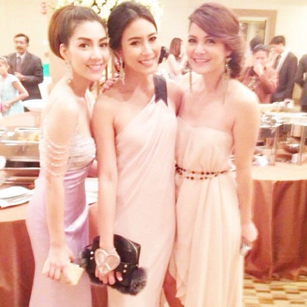 เก็บตกความหวาน งานแต่งแป้ง-ผู้กองต้อม จาก Instagram ดารา