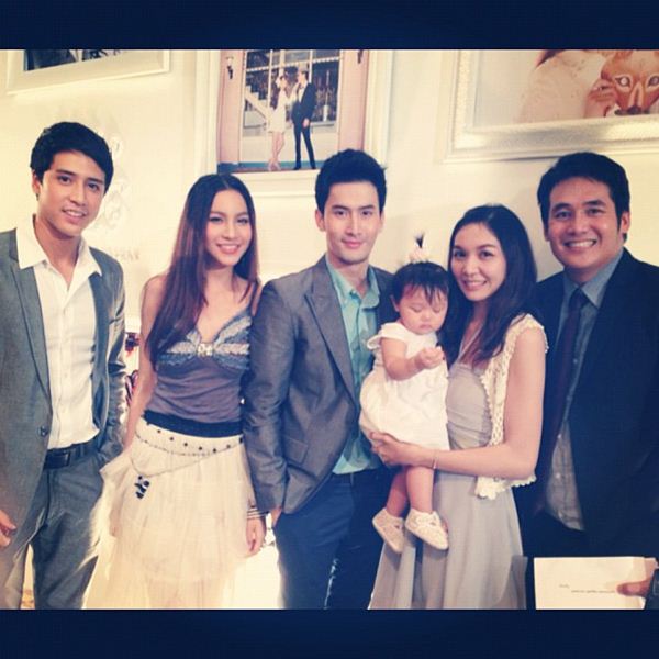 เก็บตกความหวาน งานแต่งแป้ง-ผู้กองต้อม จาก Instagram ดารา