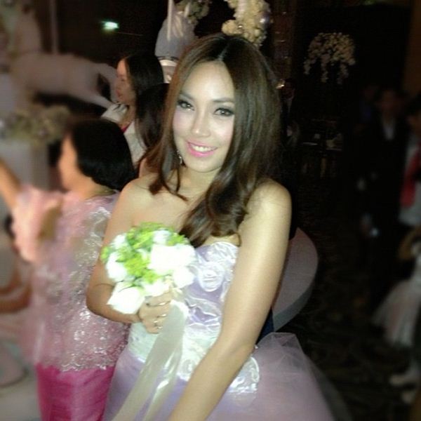 เก็บตกความหวาน งานแต่งแป้ง-ผู้กองต้อม จาก Instagram ดารา