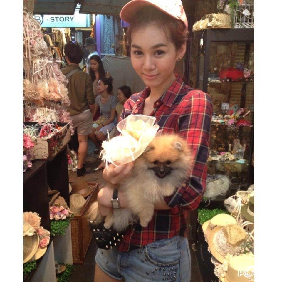 จีจี้ Teerada