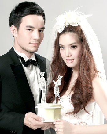 เกรซ+ปีเตอร์+โทนี่ จากหนัง ตีสาม 3D ตอน เรือนหอคนตาย