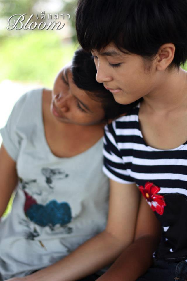 หนังใหม่ เด็กสาว