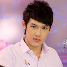 แกงส้ม ชุดนักเรียน
