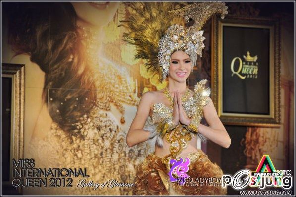 โดยในวันอังคารที่ 30 ตุลาคม จะมีการประกวดรอบความสามารถพิเศษ "BEST KISS TALENT CONTEST 2012"