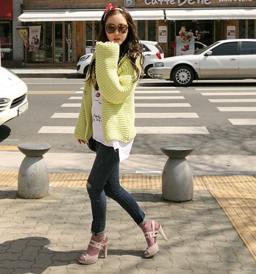 แฟชั่น เสื้อกันหนาวเริ่ดๆ ของสาว