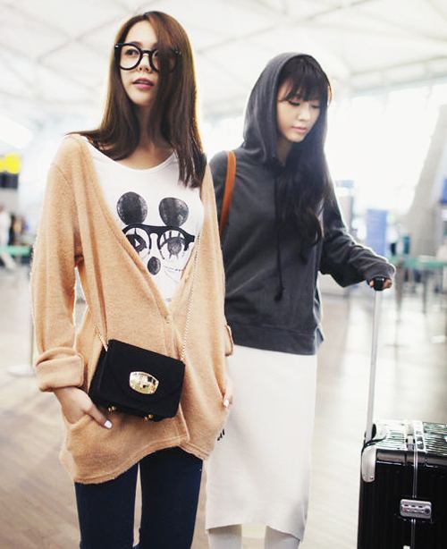แฟชั่น เสื้อกันหนาวเริ่ดๆ ของสาว