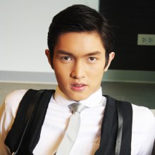 หนุ่มหล่อ