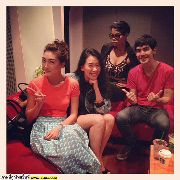 น่ารักอ่ะ !! แพนเค้ก นางเอกซุปตาร์กับแก๊งค์ดีเจ