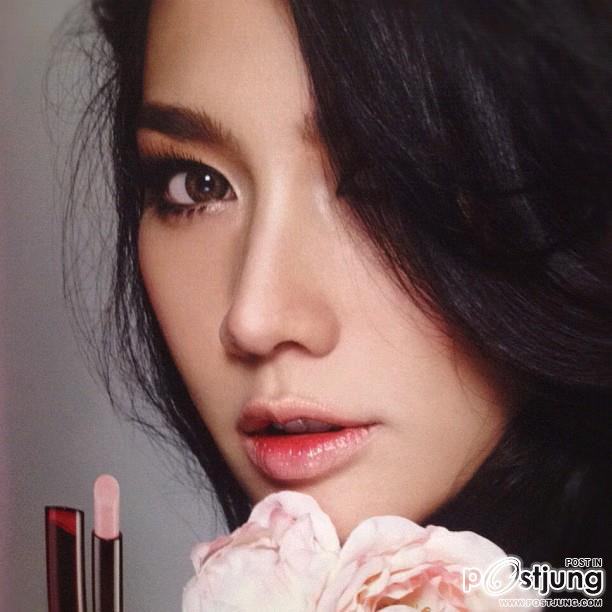 อั้ม ผู้งามเลิศ