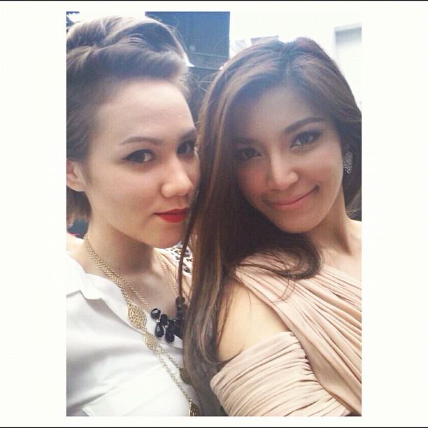 จัดเต็ม! ดาราตบเท้าร่วมงาน ELLE Fashion Week 2012