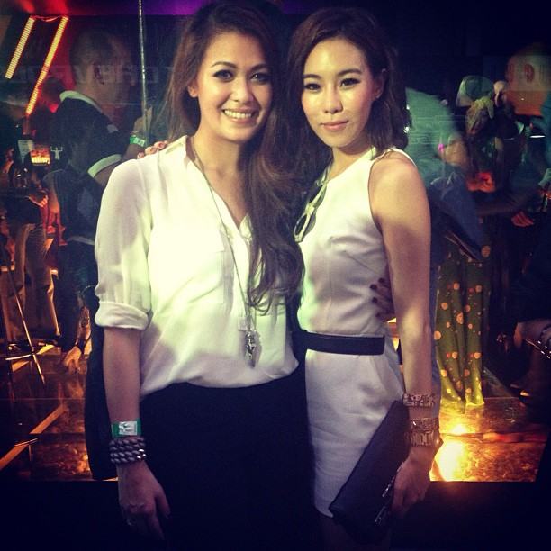 จัดเต็ม! ดาราตบเท้าร่วมงาน ELLE Fashion Week 2012