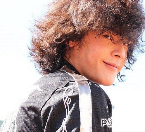 รวมดาราหนุ่มเซอร์แบบไทยStyle หล่อลืมทางกลับบ้านอะ