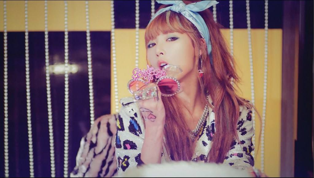 [ HYUNA ] Comeback "Melting" (เพิ่มรูป)