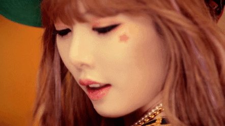 [ HYUNA ] Comeback "Melting" (เพิ่มรูป)