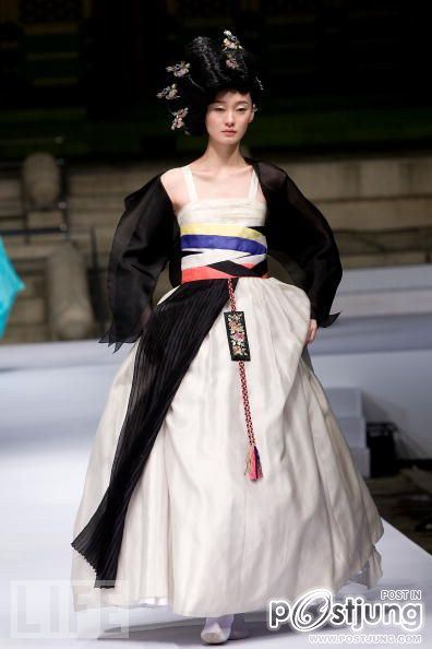 ชุดเกาหลี(ฮันบก)แบบโมเดิร์น ภาค 1 ค่ะ