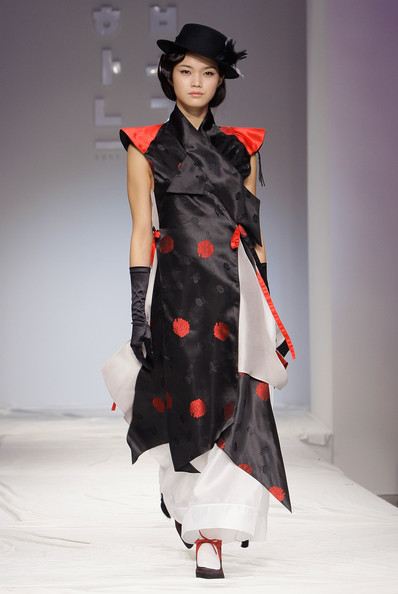 ชุดเกาหลี(ฮันบก)แบบโมเดิร์น ภาค 1 ค่ะ