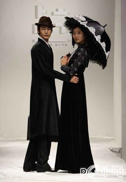 ชุดเกาหลี(ฮันบก)แบบโมเดิร์น ภาค 1 ค่ะ