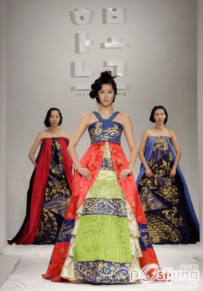 ชุดเกาหลี(ฮันบก)แบบโมเดิร์น ภาค 1 ค่ะ