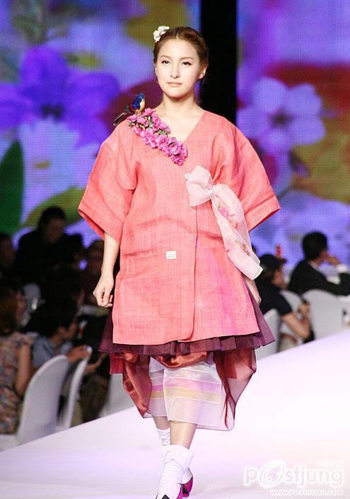 ชุดเกาหลี(ฮันบก)แบบโมเดิร์น ภาค 1 ค่ะ