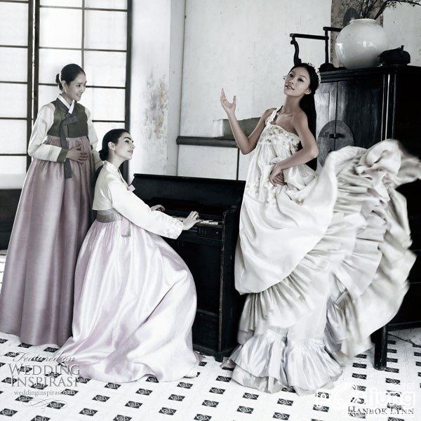 ชุดเกาหลี(ฮันบก)แบบโมเดิร์น ภาค 2 ค่ะ