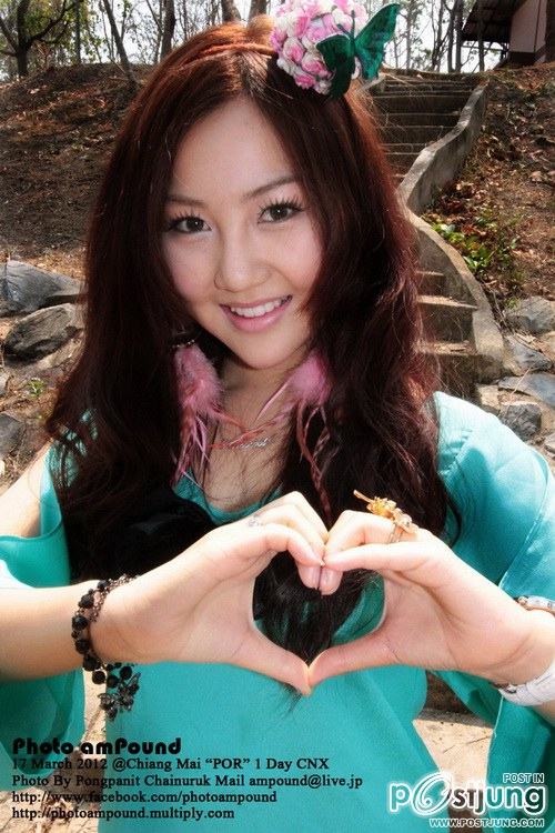 Por : Nisachol Maneechot