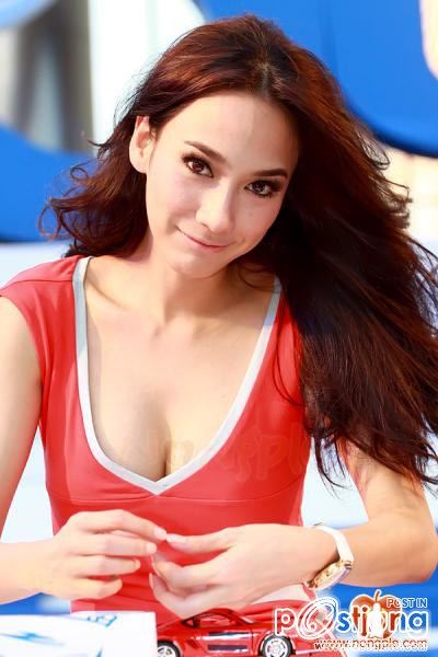 อั้ม พัชราภา แดงเจิด สวยสง่า ตัวแม่ของจริงต้องชุดแดง !!