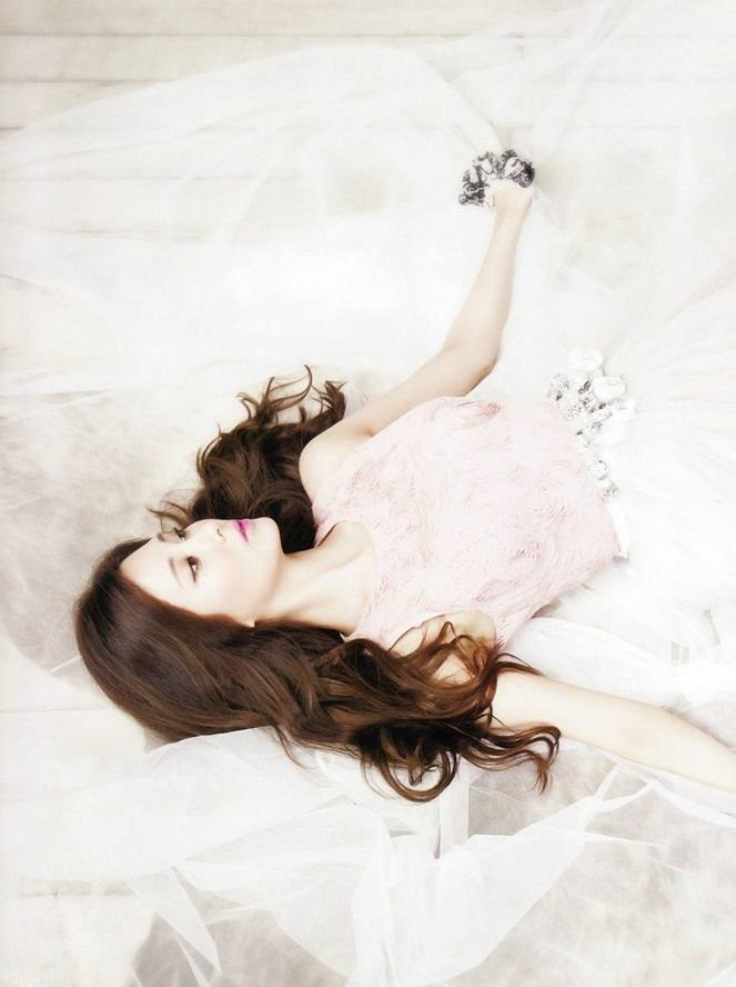 SNSD Seohyun & TVXQ @ C&eacute;Ci Korea Magazine November 2012