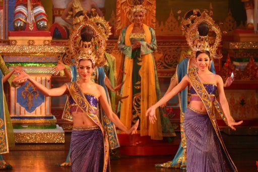 แจก link เพลง welcome to thailand... ในคาบาเร่โชว์ ที่หลายคนถามหาค่ะ