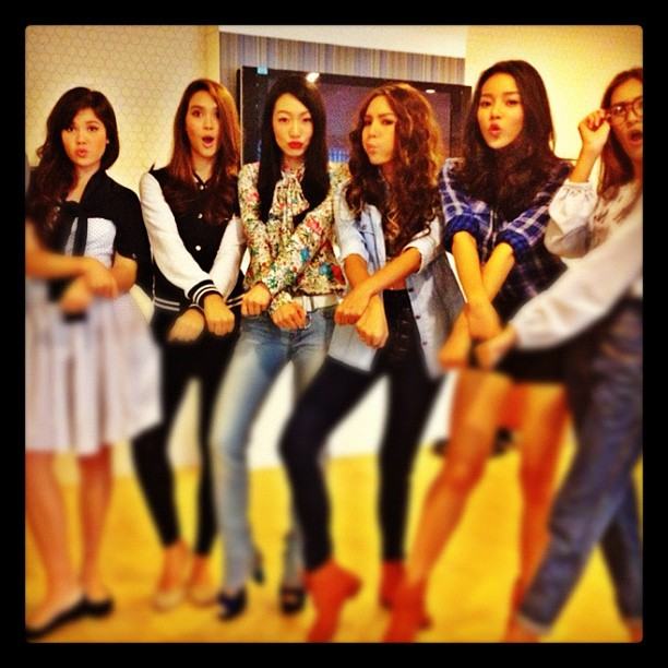 5 สาว The Sixth Sense สื่อรักสัมผัสหัวใจ