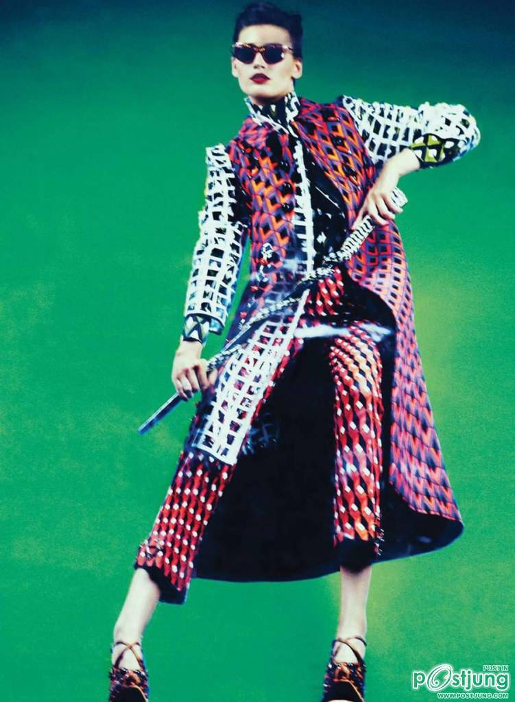 Eugenia Volodina @ Harper's Bazaar Spain November 2012