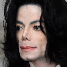 Michael Jackson กับประวัติศาสตร์ของใบหน้าค่ะ