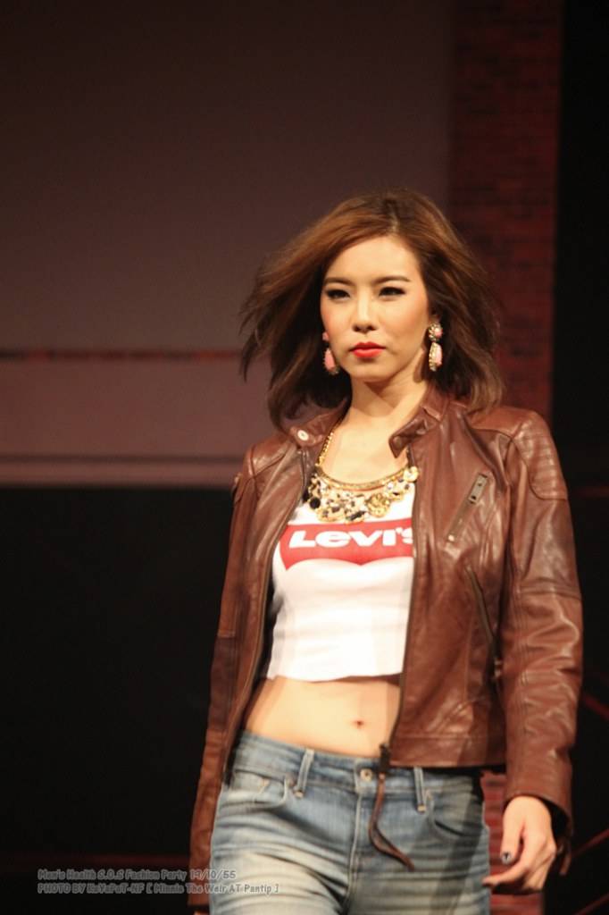 ดาราสาวสวยในงาน Men'sHealth Guys'Challenge 2012