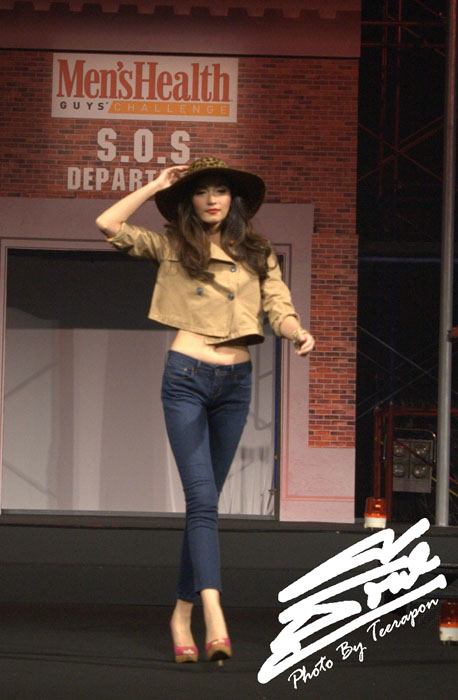 สาวๆในงาน Men's Healih s.o.s. department 2012