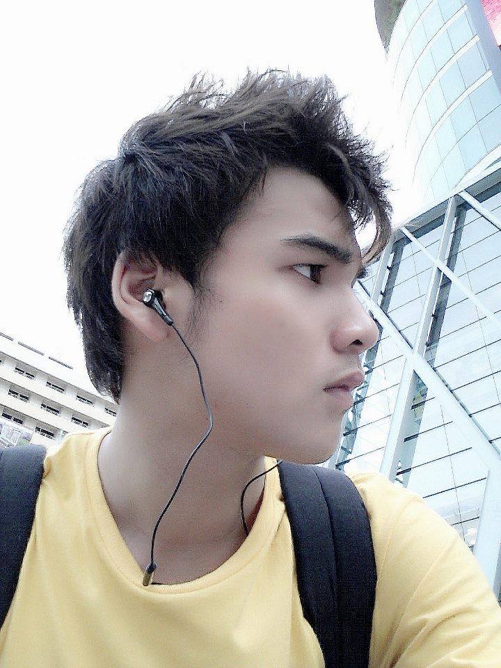 หนุ่มช่างอิเล็กฯ เทอคนิคอุบลฯคนนี้น่ารักเวอร์