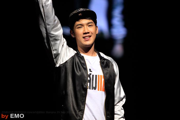 แกงส้ม  แซ่บเว่อ @คอนเสิร์ต 10ปี 5live