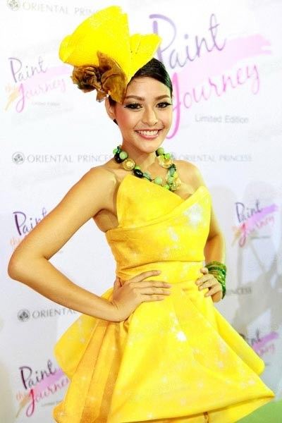 9. ปุ๊กลุก ฝนทิพย์ 30,000-50,000 บาท