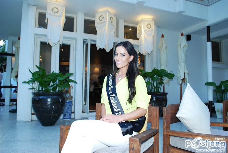 Miss universe new zealand 2012