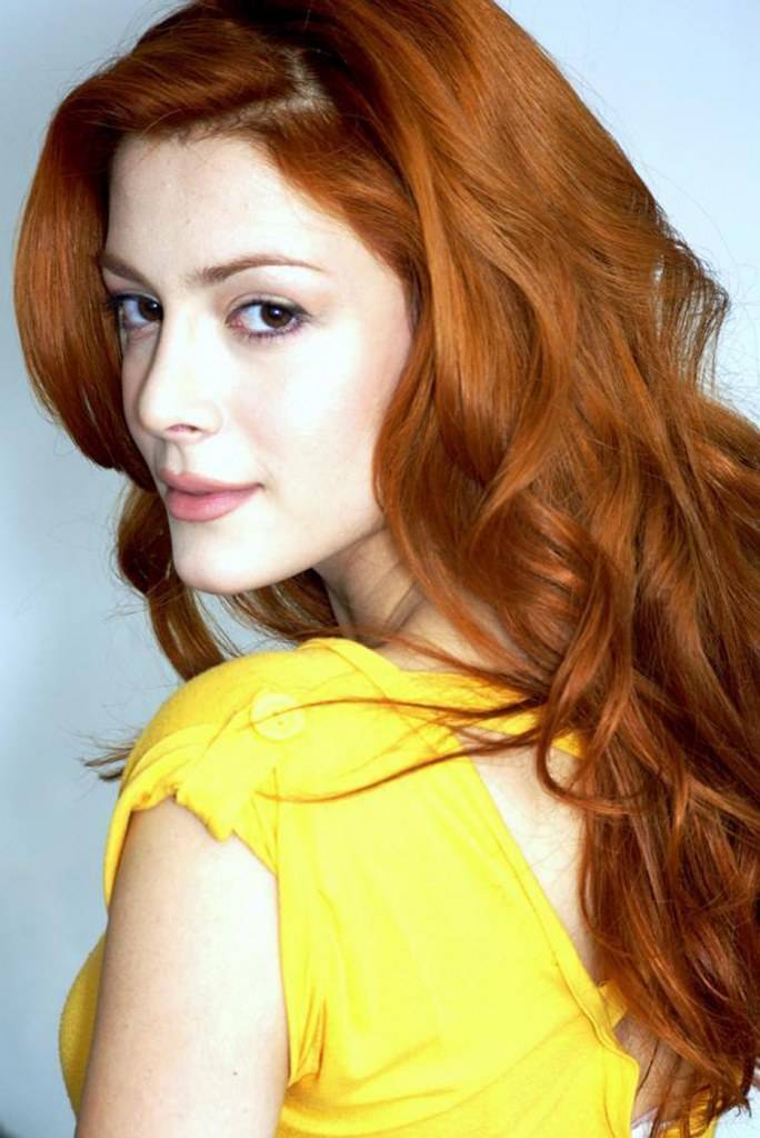 Elena Satine ดาราสาว หน้าสวย