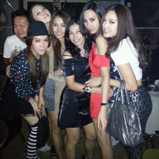 "เมย์ เฟื่องฯ"สวย เริ่ด ไฮโซ!