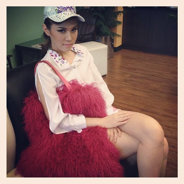 "เมย์ เฟื่องฯ"สวย เริ่ด ไฮโซ!