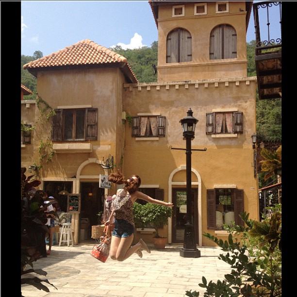 "เมย์ เฟื่องฯ"สวย เริ่ด ไฮโซ!